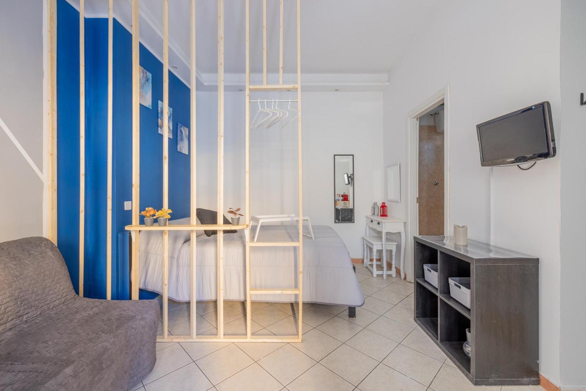 Tiny Indipendent House * Rome